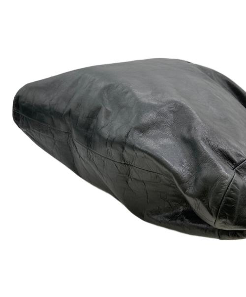 m0851（エム・ゼロ・エイト・ファイブ・ワン）m0851 (エム・ゼロ・エイト・ファイブ・ワン) フラップショルダーバッグ ブラックの古着・服飾アイテム