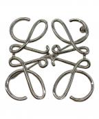 LOEWEロエベ）の古着「アナグラムブローチ」