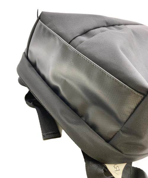 LIVERAL（リヴェラル）LIVERAL (リヴェラル) リュック ブラックの古着・服飾アイテム