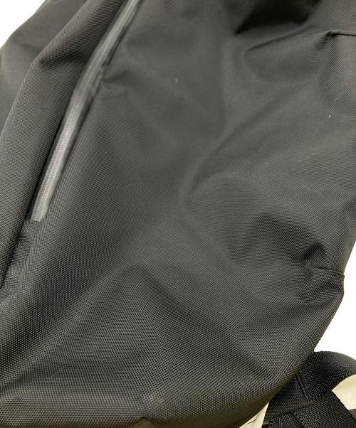 LIVERAL（リヴェラル）LIVERAL (リヴェラル) リュック ブラックの古着・服飾アイテム