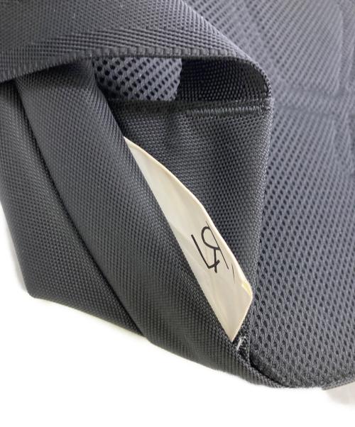 LIVERAL（リヴェラル）LIVERAL (リヴェラル) リュック ブラックの古着・服飾アイテム