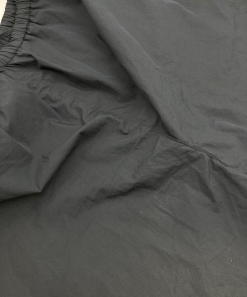 H BEAUTY&YOUTH（エイチ ビューティー&ユース）H BEAUTY&YOUTH (エイチ ビューティー&ユース) TYPEWRITER VACANT SHORT PANTS ブラック サイズ:38の古着・服飾アイテム