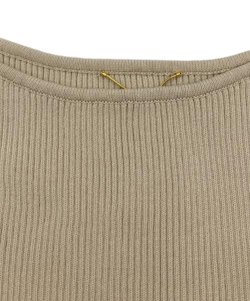 L'appartement（アパルトモン）L'Appartement (アパルトモン) Boatneck sleeveless top/ノースリーブニット ベージュ サイズ:FREE 未使用品の古着・服飾アイテム