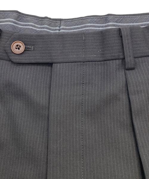 BURBERRY BLACK LABEL（バーバリーブラックレーベル）BURBERRY BLACK LABEL (バーバリーブラックレーベル) ストライプセットアップスーツ ブラック サイズ:40Lの古着・服飾アイテム