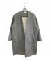 ENFOLD（エンフォルド）の古着「ウール ソフトリバー スリット ノーカラー オーバー コート」｜グレー