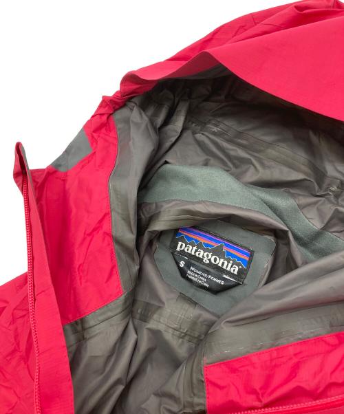 Patagonia（パタゴニア）Patagonia (パタゴニア) スーパーセルジャケット ショッキングピンク サイズ:Sの古着・服飾アイテム