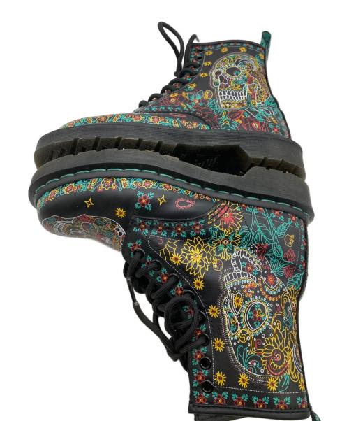 Dr.Martens（ドクターマーチン）Dr.Martens (ドクターマーチン) 1460 SKULL BACKHAND/8ホールブーツ ブラック サイズ:UK３の古着・服飾アイテム