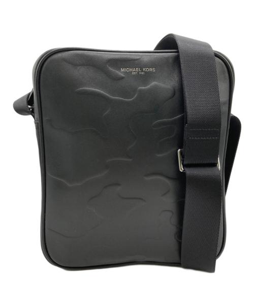 MICHAEL KORS（マイケル・コース）MICHAEL KORS (マイケルコース) カモフラショルダーバッグ ブラックの古着・服飾アイテム