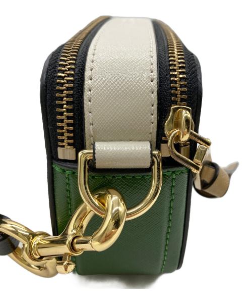 MARC JACOBS（マークジェイコブズ）MARC JACOBS (マークジェイコブス) ザ スナップショットバック ベージュ×グリーンの古着・服飾アイテム