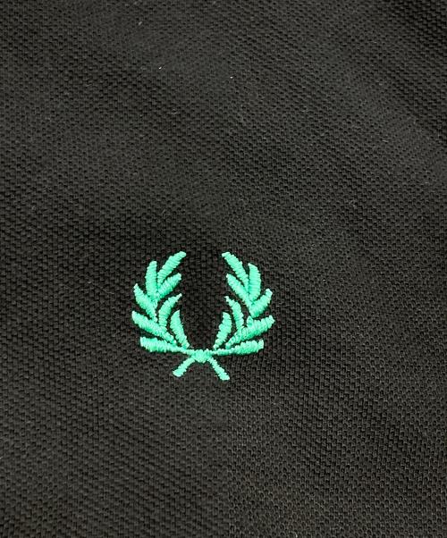 FRED PERRY（フレッドペリー）FRED PERRY (フレッドペリー) ポロシャツ ブラック サイズ:44の古着・服飾アイテム