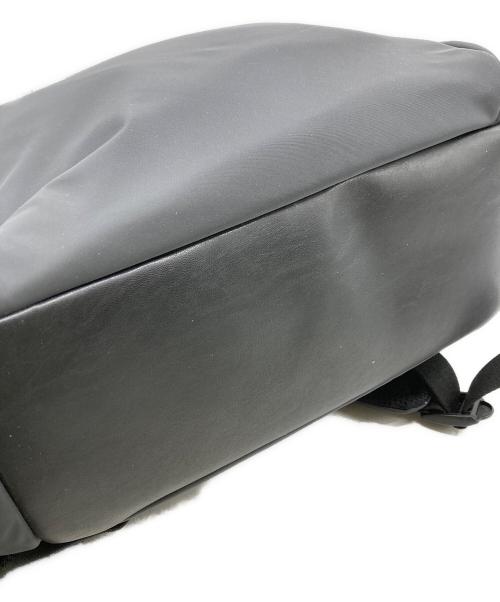 TUMI（トゥミ）TUMI (トゥミ) BENSON LARGE BACK PACK グレーの古着・服飾アイテム