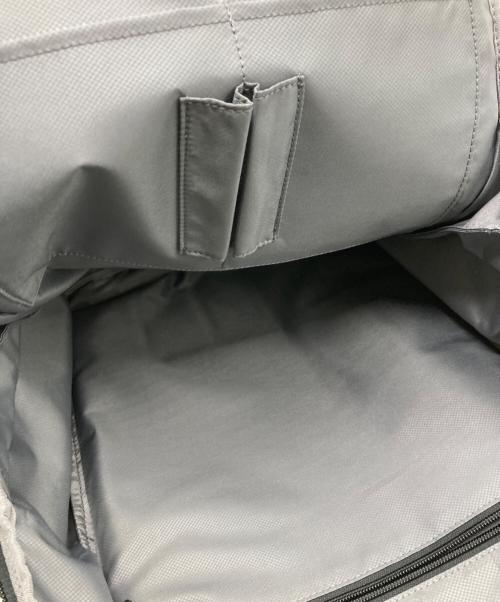 TUMI（トゥミ）TUMI (トゥミ) BENSON LARGE BACK PACK グレーの古着・服飾アイテム