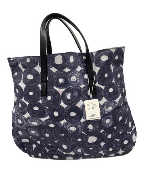 russet（ラシット）russet (ラシット) HERALBONY (ヘラルボニー) コラボボトートバッグ ホワイト×ブラックの古着・服飾アイテム