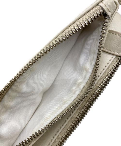 MM6 Maison Margiela（エムエムシックスメゾンマルジェラ）MM6 Maison Margiela (エムエムシックスメゾンマルジェラ) カウレザーショルダーバッグ アイボリーの古着・服飾アイテム