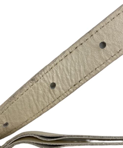 MM6 Maison Margiela（エムエムシックスメゾンマルジェラ）MM6 Maison Margiela (エムエムシックスメゾンマルジェラ) カウレザーショルダーバッグ アイボリーの古着・服飾アイテム
