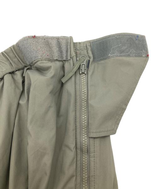 US ARMY（ユーエスアーミー）US ARMY (ユーエスアーミー) EXTREME COLD WEATHER TROUSERS【GENⅢ】 グレー サイズ:Mの古着・服飾アイテム