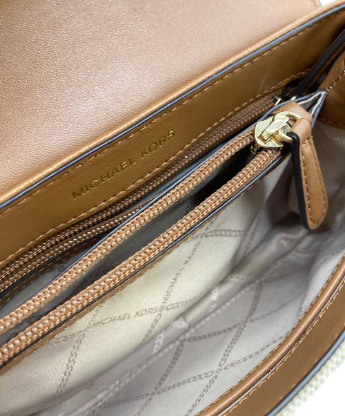 MICHAEL KORS（マイケル・コース）MICHAEL KORS (マイケルコース) SoHo チェーンショルダーバッグ アイボリー×ベージュの古着・服飾アイテム