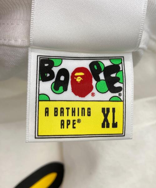 A BATHING APE（ア ベイシング エイプ）A BATHING APE (ア ベイシング エイプ) SESAME STREET (セサミストリート) プリントTシャツ ホワイト サイズ:XLの古着・服飾アイテム