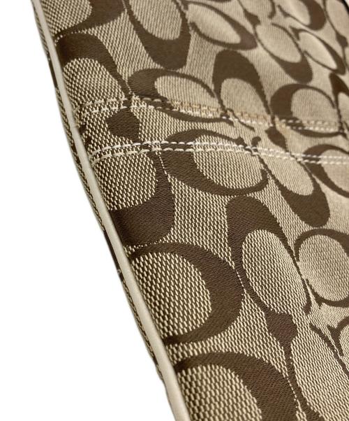 COACH（コーチ）COACH (コーチ) シグネチャーショルダーバッグ ベージュの古着・服飾アイテム