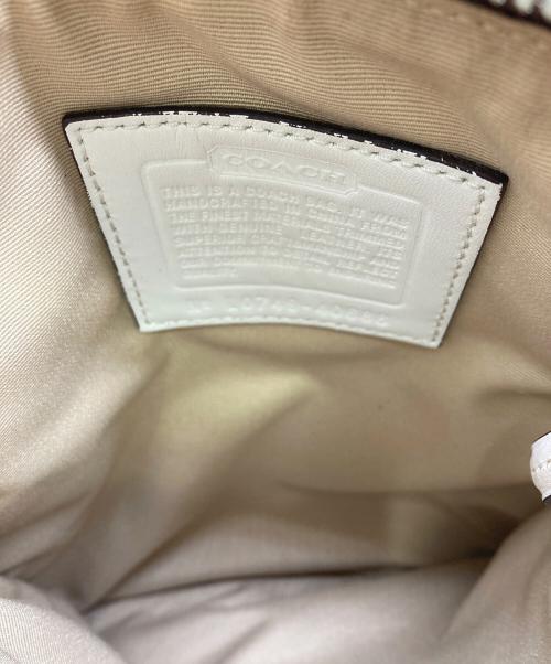 COACH（コーチ）COACH (コーチ) シグネチャーショルダーバッグ ベージュの古着・服飾アイテム