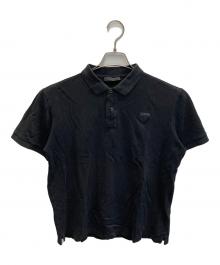 PRADA（プラダ）の古着「トライアングルロゴ ポロシャツ」｜ブラック