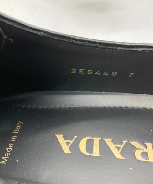 PRADA（プラダ）PRADA (プラダ) ブラッシュドレザー レースアップ シューズ ブラック サイズ:7の古着・服飾アイテム