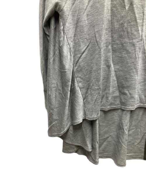 COGTHEBIGSMOKE（コグザビッグスモーク）COGTHEBIGSMOKE (コグザビッグスモーク) バックフレアTシャツ グレー サイズ:FREEの古着・服飾アイテム