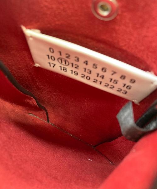 Maison Margiela（メゾンマルジェラ）Maison Margiela (メゾンマルジェラ) 4ステッチネック ショルダーレザーポシェット ブラックの古着・服飾アイテム