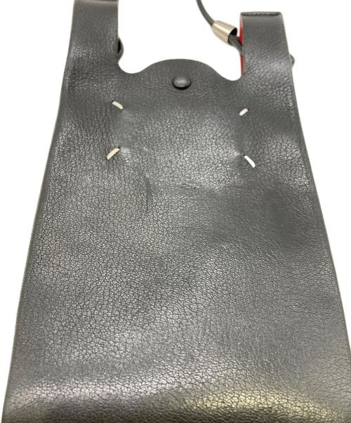Maison Margiela（メゾンマルジェラ）Maison Margiela (メゾンマルジェラ) 4ステッチネック ショルダーレザーポシェット ブラックの古着・服飾アイテム