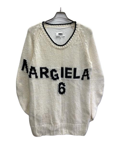 MM6 Maison Margiela（エムエムシックスメゾンマルジェラ）MM6 Maison Margiela (エムエムシックスメゾンマルジェラ) ロゴオーバーサイズニット アイボリー サイズ:Mの古着・服飾アイテム