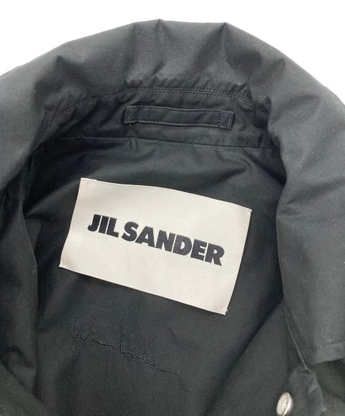 JIL SANDER（ジルサンダー）JIL SANDER (ジルサンダー) バックロゴプリントコーチジャケット ブラック サイズ:46の古着・服飾アイテム