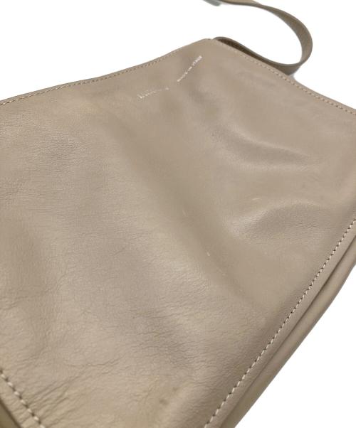 IACUCCI（イアクッチ）IACUCCI (イアクッチ) アペショルダーバッグ ベージュの古着・服飾アイテム