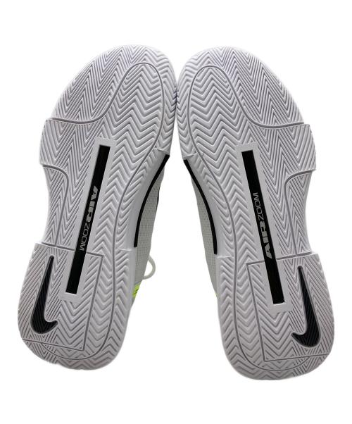 NIKE（ナイキ）NIKE (ナイキ) ローカットスニーカー/ZOOM GP CHALLENGE 1 ホワイト サイズ:28.5の古着・服飾アイテム