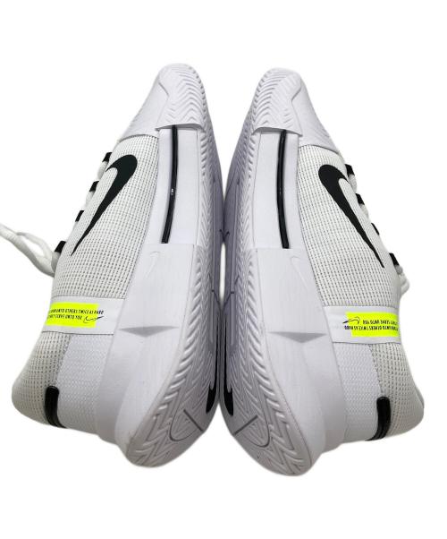 NIKE（ナイキ）NIKE (ナイキ) ローカットスニーカー/ZOOM GP CHALLENGE 1 ホワイト サイズ:28.5の古着・服飾アイテム