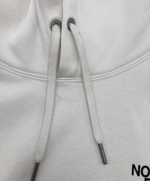 THE NORTH FACE（ザ ノース フェイス）THE NORTH FACE (ザ ノース フェイス) 30thヌプシスウェットフーディ ホワイト サイズ:Sの古着・服飾アイテム