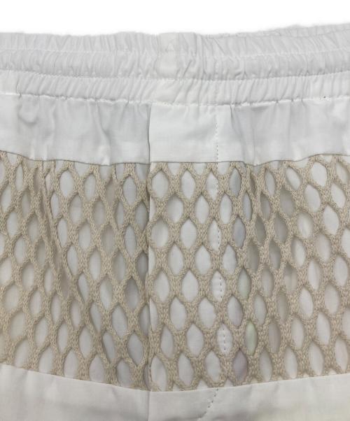MSGM（エムエスジーエム）MSGM (エムエスジーエム) STRIPES WITH NET SHORTS ホワイト サイズ:46 未使用品の古着・服飾アイテム