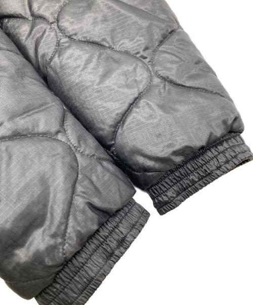 UNITED CARR（ユナイテッドカー）UNITED CARR (ユナイテッドカー) コンフォマックスリバーシブルジャケット ブラック サイズ:Lの古着・服飾アイテム