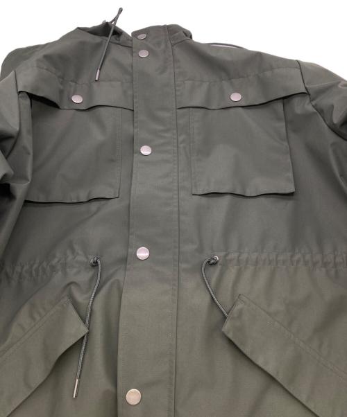 A.P.C.（アーペーセー）A.P.C. (アーペーセー) ナイロンフーデットコート カーキ サイズ:Lの古着・服飾アイテム