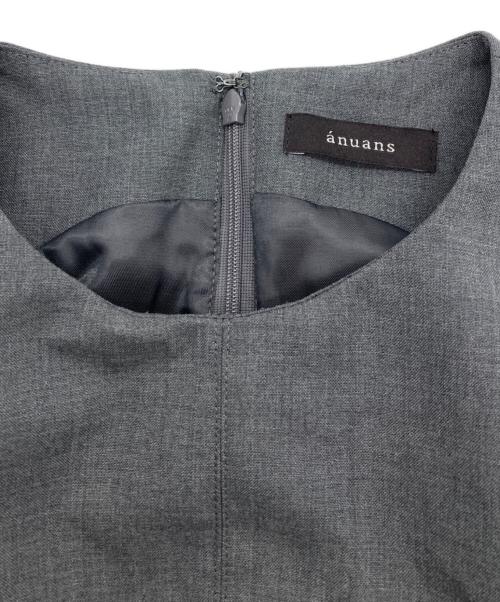 anuans（アニュアンス）anuans (アニュアンス) オブジェクトフレアトップス グレー サイズ:Sの古着・服飾アイテム