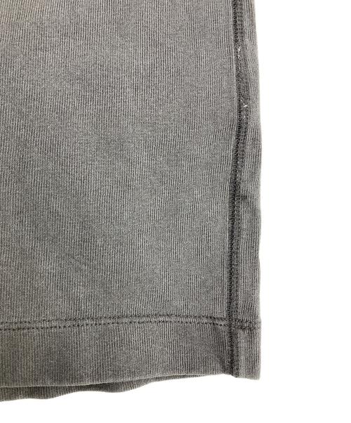 MAISON SPECIAL（メゾンスペシャル）MAISON SPECIAL (メゾンスペシャル) Logo Embroidery Prime-Over Pigment Crew Neck T-Shirt グレー サイズ:1の古着・服飾アイテム