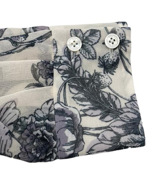 Paul Stuart（ポールスチュアート）Paul Stuart (ポールスチュアート) 花柄ワンピース ホワイト サイズ:6の古着・服飾アイテム