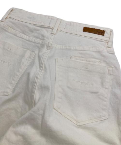 YANUK（ヤヌーク）YANUK (ヤヌーク) 別注 LEA ストレートホワイトデニム アイボリー サイズ:24の古着・服飾アイテム