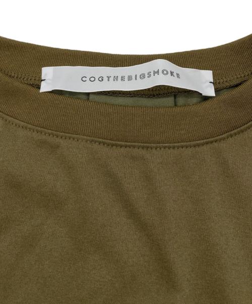 COGTHEBIGSMOKE（コグザビッグスモーク）COGTHEBIGSMOKE (コグザビッグスモーク) JOHANNA DRESS/カットソーワンピース カーキ サイズ:10 未使用品の古着・服飾アイテム
