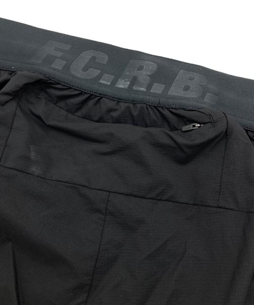 F.C.R.B.（エフシーレアルブリストル）F.C.R.B. (エフシーレアルブリストル) ハーフパンツ/ナイロンショーツ ブラック サイズ:Mの古着・服飾アイテム