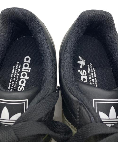 adidas（アディダス）adidas (アディダス) ローカットスニーカー ブラック サイズ:27の古着・服飾アイテム