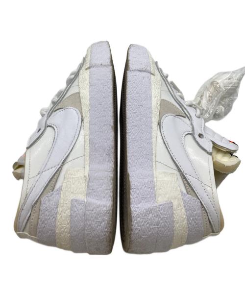 NIKE（ナイキ）NIKE (ナイキ) sacai (サカイ) Blazer Low ホワイト サイズ:26.5の古着・服飾アイテム