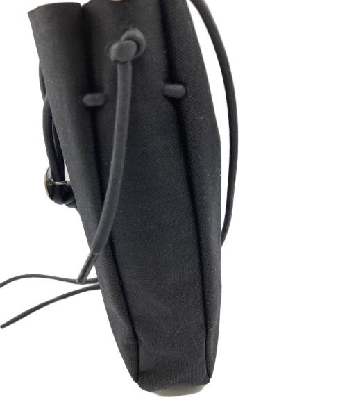 s'yte（サイト）s'yte (サイト) コンチョショルダーバッグ ブラックの古着・服飾アイテム