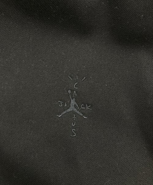 NIKE（ナイキ）NIKE (ナイキ) TRAVIS SCOTT (トラヴィス・スコット) Half Zip Jacket ブラック サイズ:Mの古着・服飾アイテム