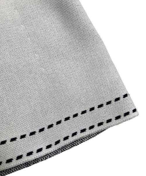 Maglie le cassetto（マーリエ ル カセット）Maglie le cassetto (マーリエ ル カセット) ポロ衿ニットワンピース ホワイト サイズ:FREEの古着・服飾アイテム