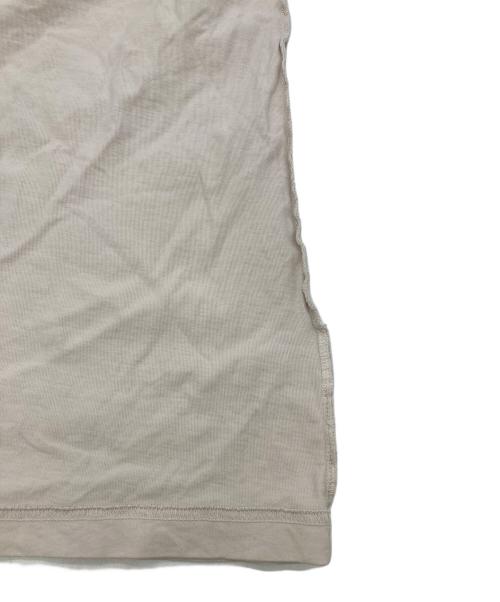 stussy（ステューシー）stussy (ステューシー) Tシャツ ベージュ サイズ:Mの古着・服飾アイテム